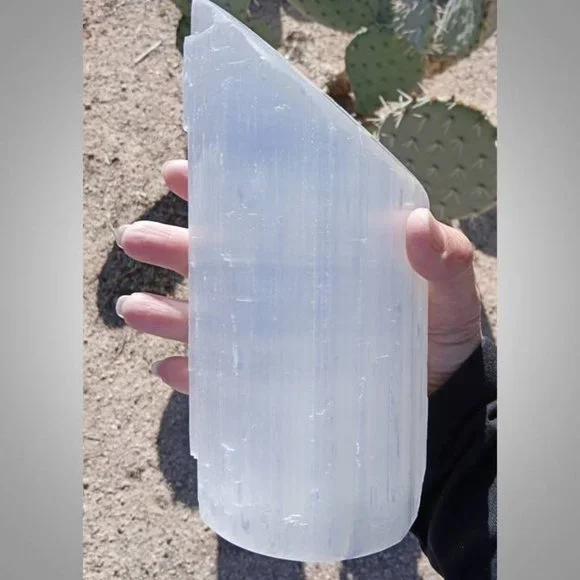 SELENITE slanted lamp Crown CHAKRA : Purification 01 - Picture 3 of 13